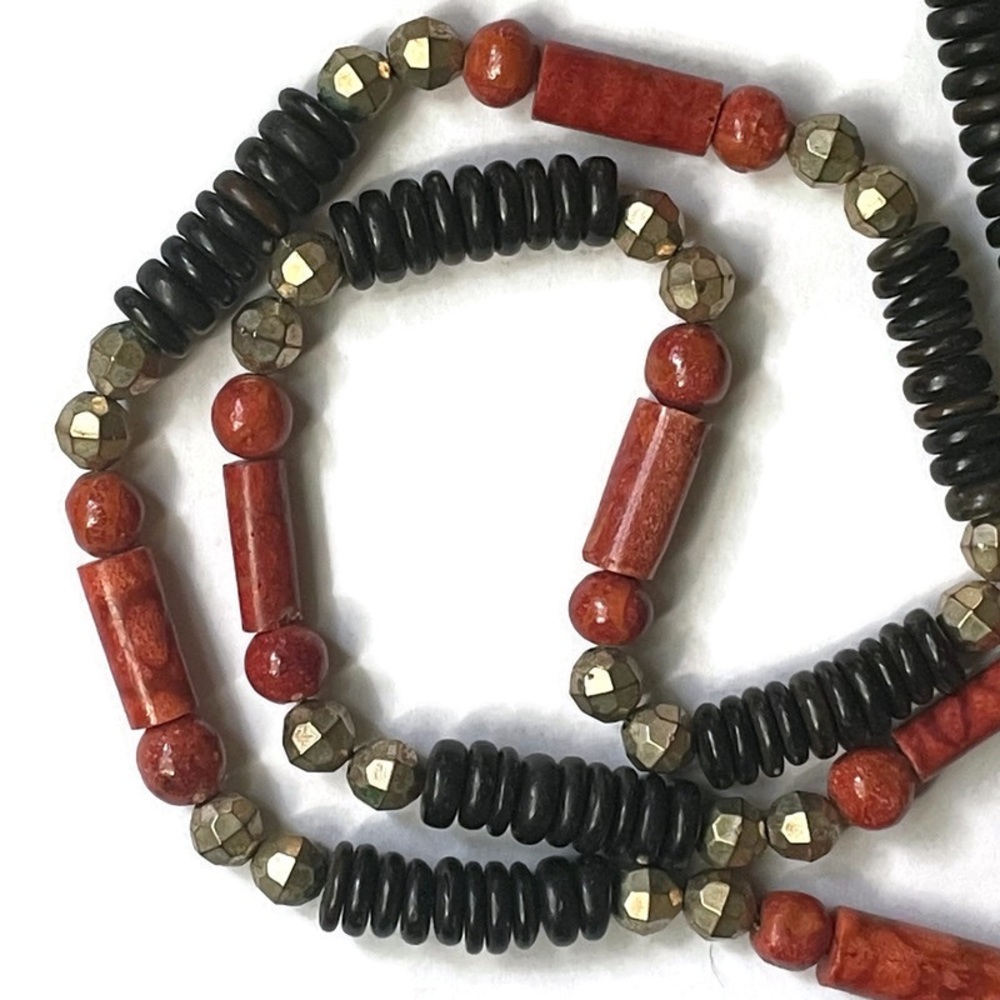 Beaded necklace